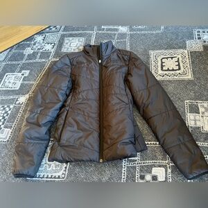 Thin Northface puffer coat black